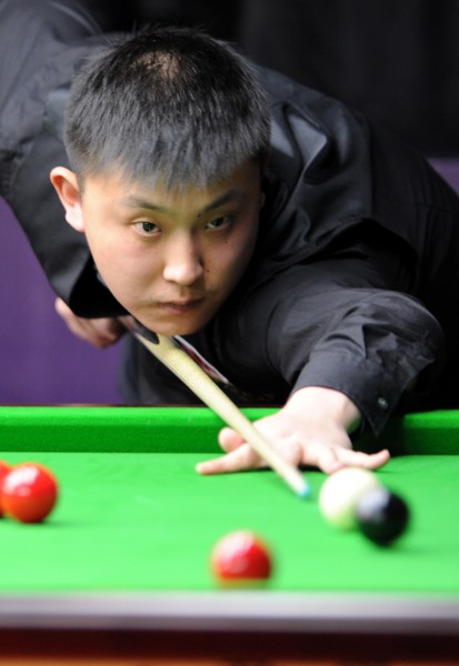 而富勒姆则 而富勒姆则