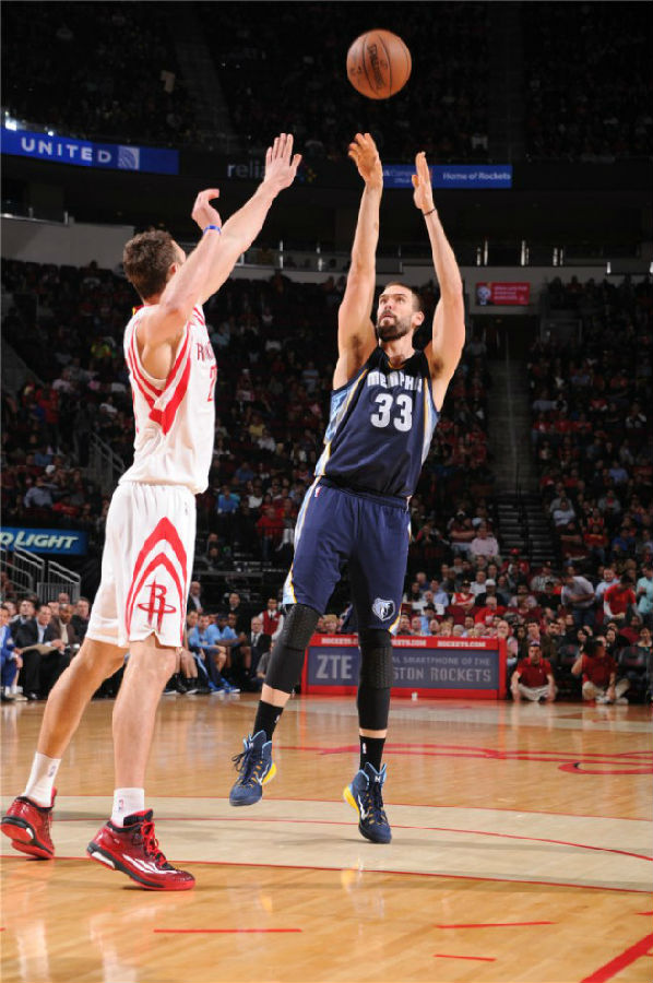 激烈角逐 激烈角逐